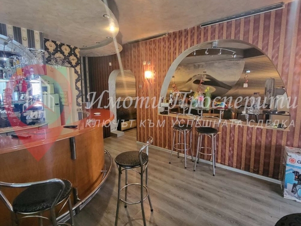 Дава се под наем Магазин в София, Овча купел 2 - 100 кв.м за 1000 € - Снимка #1