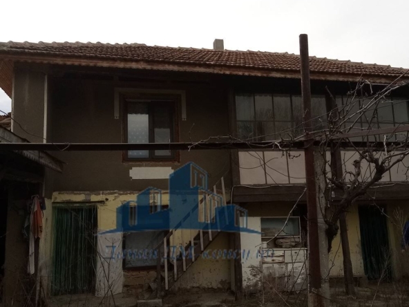 Къща в с. Риш, Област Шумен - 80 кв.м за 172 €/кв.м - Снимка #1