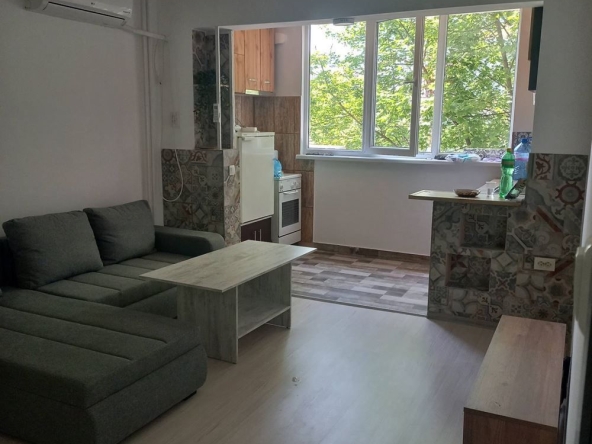 Дава се под наем Двустаен апартамент в София, Дружба 2 - 45 кв.м за 484.5 € - Снимка #1