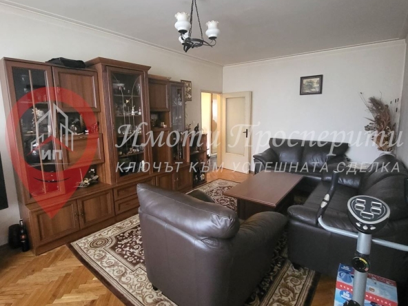 Тристаен апартамент в София, Младост 4 - 107 кв.м за 2057 €/кв.м - Снимка #1