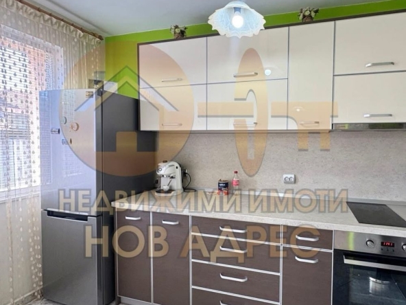 Четиристаен апартамент в Търговище, Център - 105 кв.м за 1477 €/кв.м - Снимка #1