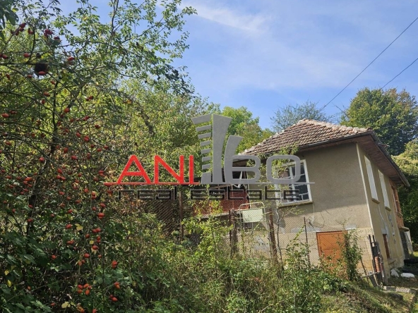 Къща в с. Ямна, Област София-област - 85 кв.м за 318 €/кв.м - Снимка #1