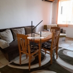 Дава се под наем Двустаен апартамент в Варна, Аспарухово - 70 кв.м за 204 € - Снимка #1