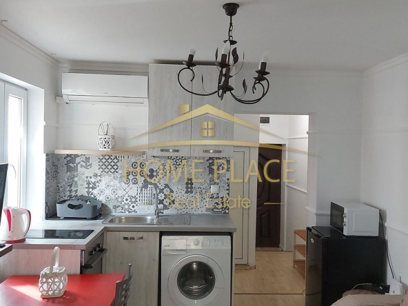 Дава се под наем Тристаен апартамент в Варна, Гръцка махала - 55 кв.м за 510 € - Снимка #1