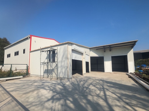 Дава се под наем Склад в Бургас, Крайморие - 80 кв.м за 357 € - Снимка #1