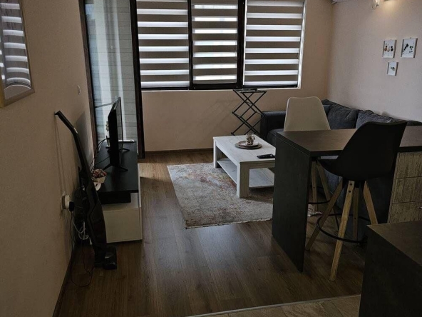 Дава се под наем Двустаен апартамент в Бургас, Сарафово - 50 кв.м за 408 € - Снимка #1