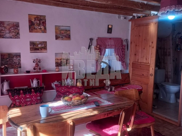 Къща в с. Звънец, Област Варна - 70 кв.м за 829 €/кв.м - Снимка #1