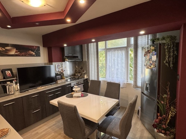 Тристаен апартамент в Варна, Владислав Варненчик - 68 кв.м за 2309 €/кв.м - Снимка #1