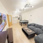 Дава се под наем Двустаен апартамент в Бургас, Славейков - 81 кв.м за 598.23 € - Снимка #1