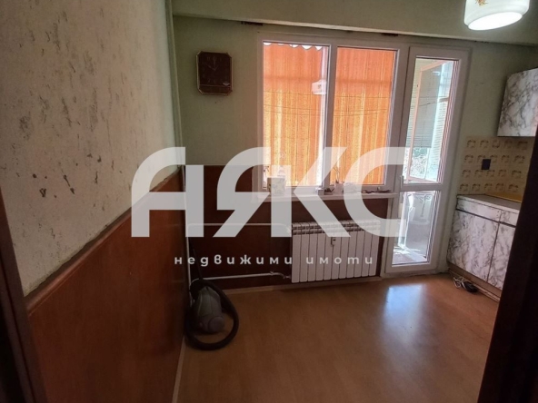 Двустаен апартамент в София, Гоце Делчев - 57 кв.м за 1665 €/кв.м - Снимка #1
