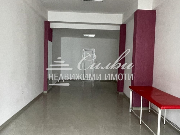 Магазин в Шумен, Център - 45 кв.м за 1020 €/кв.м - Снимка #1