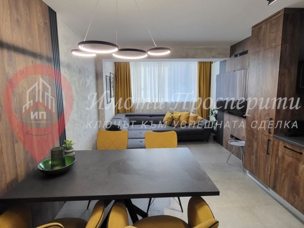 Четиристаен апартамент в Перник, Изток - 90 кв.м за 1417 €/кв.м - Снимка #1
