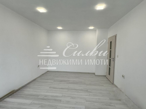 Едностаен апартамент в Шумен, Басейна - 44 кв.м за 1066 €/кв.м - Снимка #1