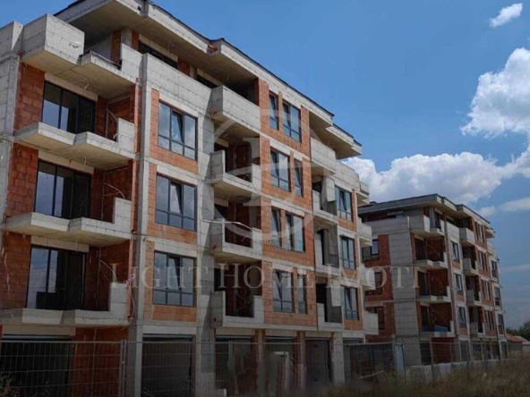 Двустаен апартамент в Пловдив, Христо Смирненски - 61 кв.м за 853 €/кв.м - Снимка #1