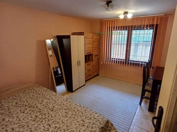 Едностаен апартамент в Варна, Цветен квартал - 28 кв.м за 1002 €/кв.м - Снимка #1