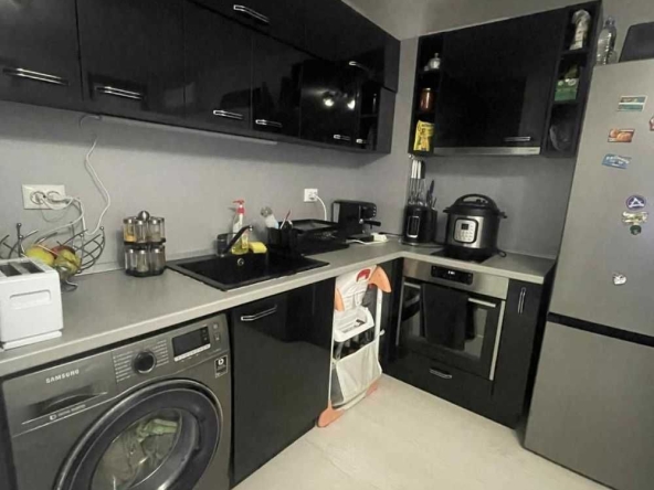Двустаен апартамент в Казанлък - 50 кв.м за 1326 €/кв.м - Снимка #1