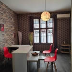 Дава се под наем Етаж от къща в София, Оборище - 65 кв.м за 999 € - Снимка #1