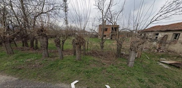 Парцел в с. Белозем, Област Пловдив - 1000 кв.м за 11 €/кв.м - Снимка #1