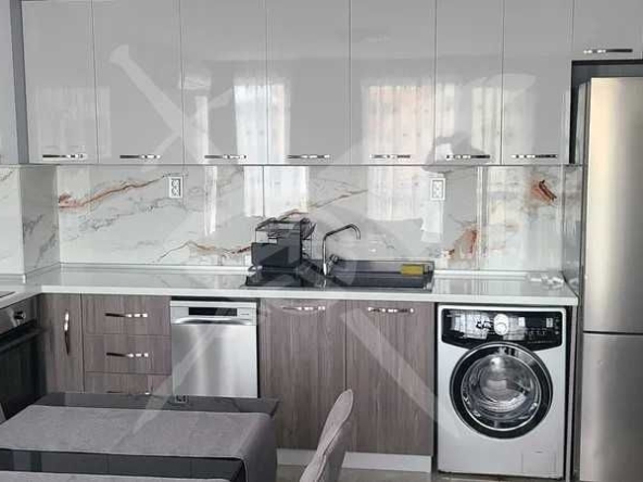 Дава се под наем Двустаен апартамент в Варна, Възраждане 3 - 50 кв.м за 500 € - Снимка #1