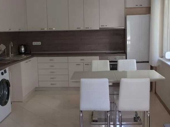 Дава се под наем Двустаен апартамент в Бургас, Сарафово - 50 кв.м за 216.75 € - Снимка #1