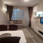 Дава се под наем Тристаен апартамент в Варна, Окръжна болница - 70 кв.м за 750 € - Снимка #1