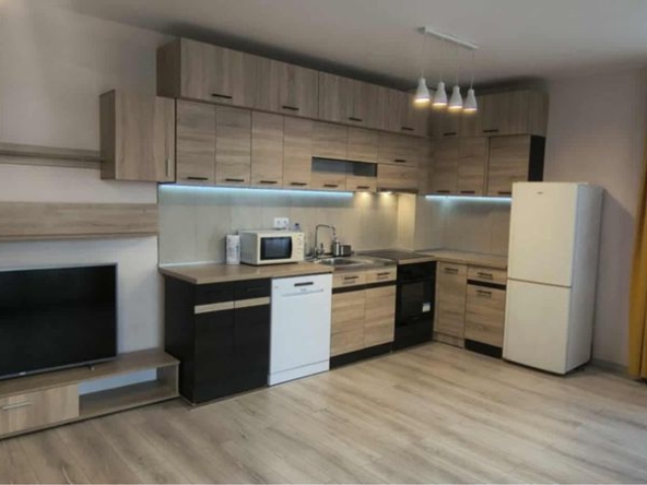 Дава се под наем Тристаен апартамент в София, Малинова долина - 95 кв.м за 800 € - Снимка #1