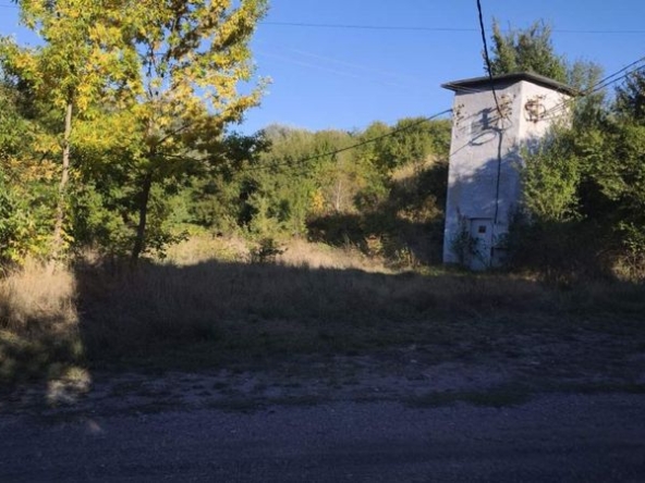 Парцел в с. Богданов дол, Област Перник - 1280 кв.м за 33 €/кв.м - Снимка #1