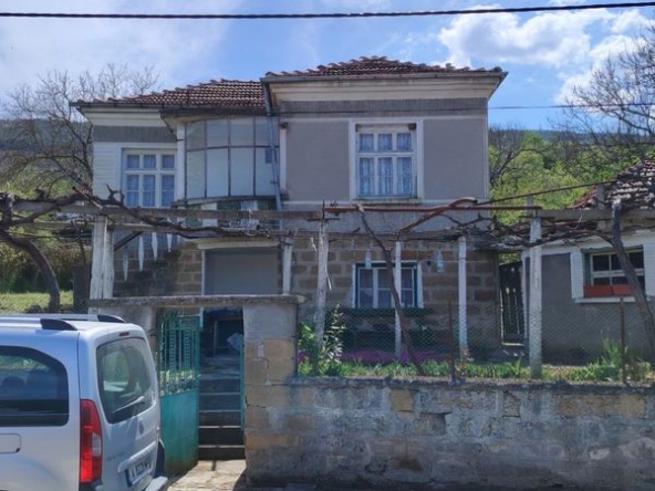 Къща в с. Завет, Област Бургас - 106 кв.м за 284 €/кв.м - Снимка #1