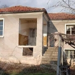 Къща в с. Зелениково, Област Пловдив - 120 кв.м за 136 €/кв.м - Снимка #1