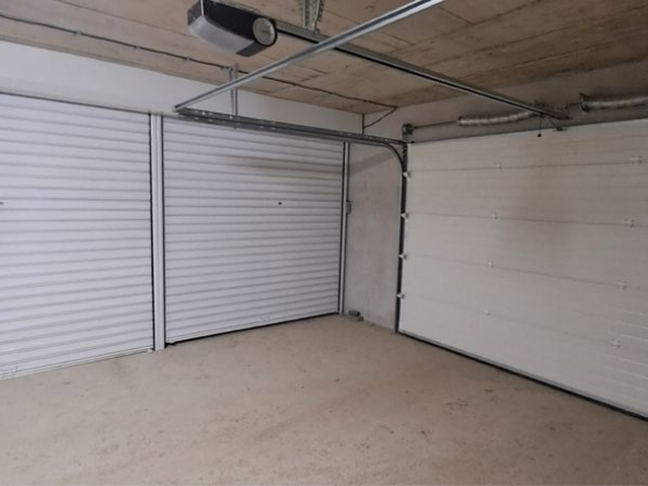 Дава се под наем Гараж / Паркомясто в София, Малинова долина - 13 кв.м за 127.5 € - Снимка #1