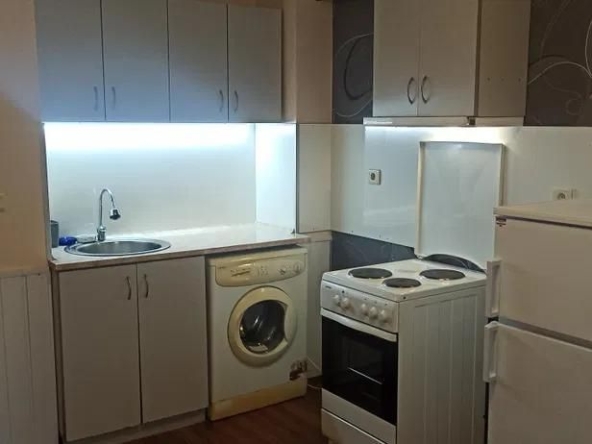 Дава се под наем Тристаен апартамент в Бургас, Възраждане - 70 кв.м за 382.5 € - Снимка #1