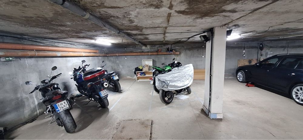 Дава се под наем Гараж / Паркомясто в София, Център - 35 кв.м за 40.8 € - Снимка #1