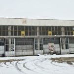 Дава се под наем Промишлена сграда в Свищов - 700 кв.м за 997.05 € - Снимка #1