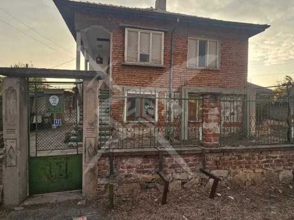 Къща в с. Черноземен, Област Пловдив - 140 кв.м за 299 €/кв.м - Снимка #1