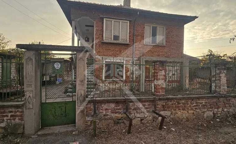 Къща в с. Черноземен, Област Пловдив - 140 кв.м за 299 €/кв.м - Снимка #1