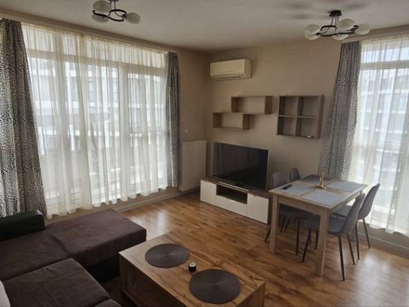 Дава се под наем Двустаен апартамент в София, Дружба 2 - 77 кв.м за 648.21 € - Снимка #1