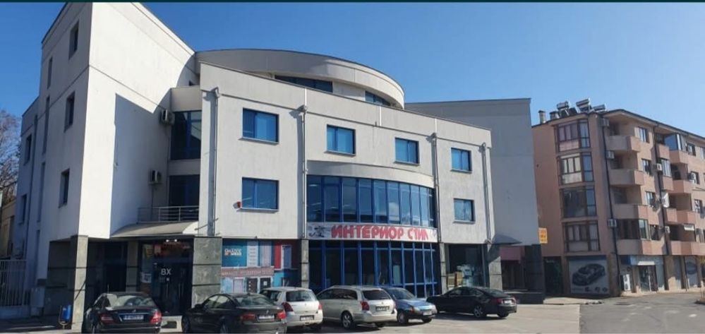Дава се под наем Магазин в Сандански - 600 кв.м за 50999.49 € - Снимка #1