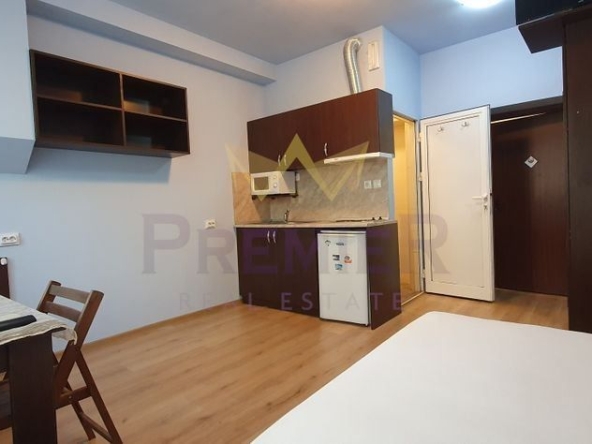 Дава се под наем Едностаен апартамент в Варна, Чаталджа - 20 кв.м за 306 € - Снимка #1