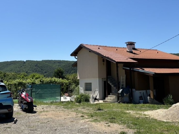 Къща в с. Голема Раковица, Област София-област - 270 кв.м за 875 €/кв.м - Снимка #1