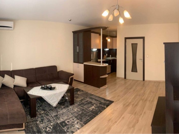 Дава се под наем Двустаен апартамент в Варна, ХЕИ - 75 кв.м за 548.25 € - Снимка #1