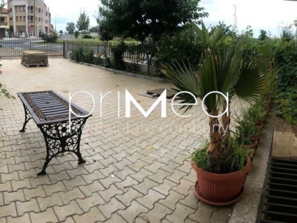 Офис в Несебър - 214 кв.м за 515 €/кв.м - Снимка #1