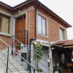 Къща в с. Лалково, Област Ямбол - 150 кв.м за 387 €/кв.м - Снимка #1