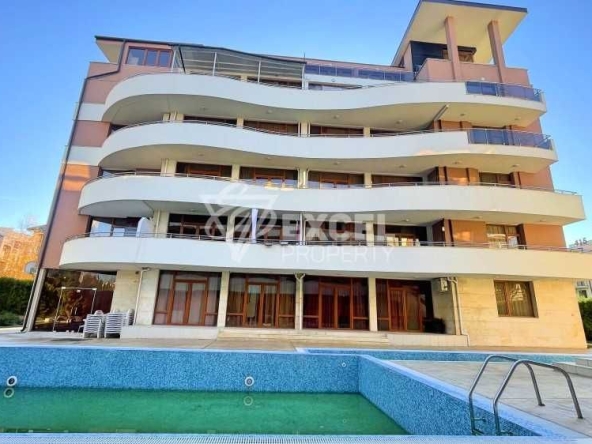 Двустаен апартамент в к.к. Слънчев бряг - 57 кв.м за 1088 €/кв.м - Снимка #1