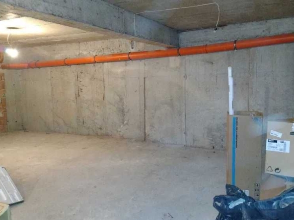 Дава се под наем Склад в Бургас, Възраждане - 53 кв.м за 38.25 € - Снимка #1