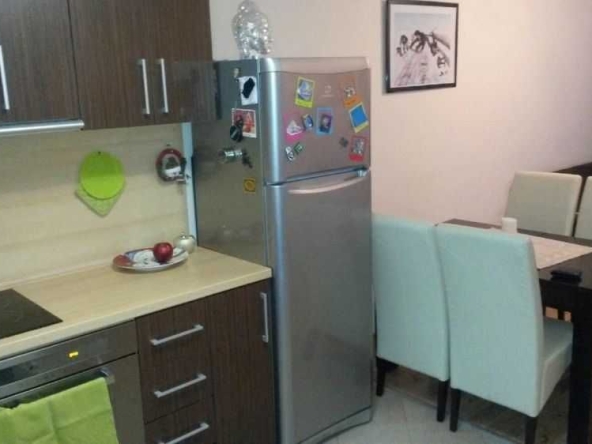 Дава се под наем Тристаен апартамент в София, Дианабад - 109 кв.м за 489.6 € - Снимка #1