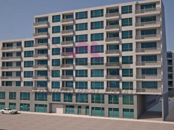 Тристаен апартамент в Варна, Център - 127 кв.м за 1969 €/кв.м - Снимка #1
