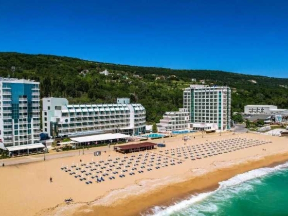 Едностаен апартамент в к.к. Златни пясъци - 32 кв.м за 1036 €/кв.м - Снимка #1