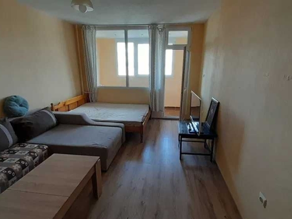 Дава се под наем Едностаен апартамент в София, Люлин 6 - 48 кв.м за 300 € - Снимка #1