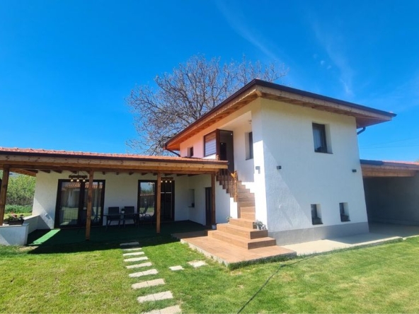 Къща в Николаево - 704 кв.м за 179 €/кв.м - Снимка #1