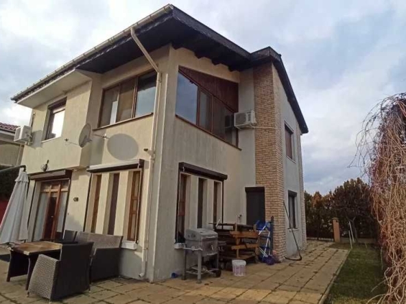 Къща в с. Гюльовца, Област Бургас - 121 кв.м за 671 €/кв.м - Снимка #1